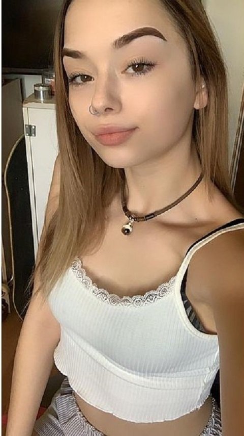 sWeetSlut from Derry City,United Kingdom